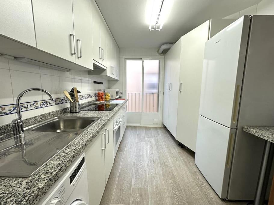 Apartmán Piso En Linares Zona Centro Con Parking Gratis Exteriér fotografie